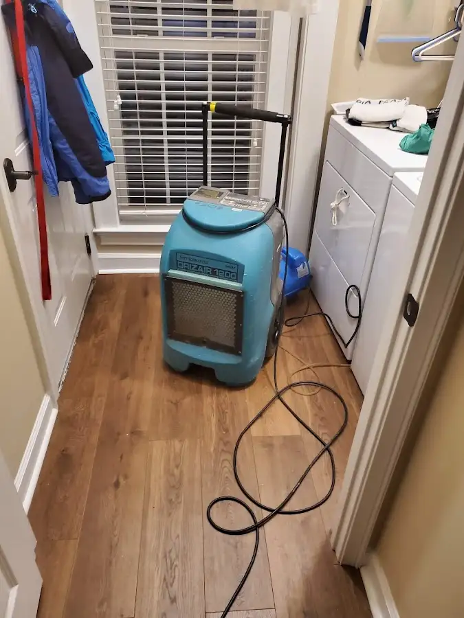 Commercial dehumidifier deployed for Crawl Space Restoration in Juneau